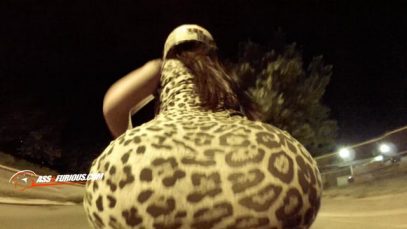 xandra twerk at night in dress
